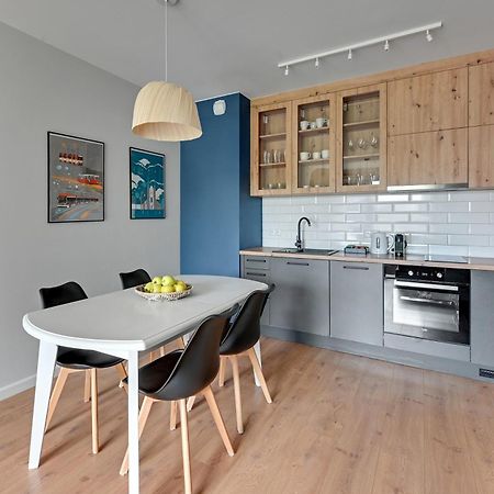 Chlebova - Riverside View Terrace, Free Parking, Gym & Kidsplay By Downtown Apartments Danzica Esterno foto