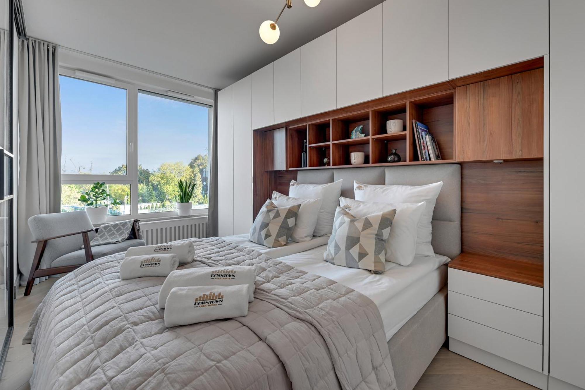 Chlebova - Riverside View Terrace, Free Parking, Gym & Kidsplay By Downtown Apartments Danzica Esterno foto