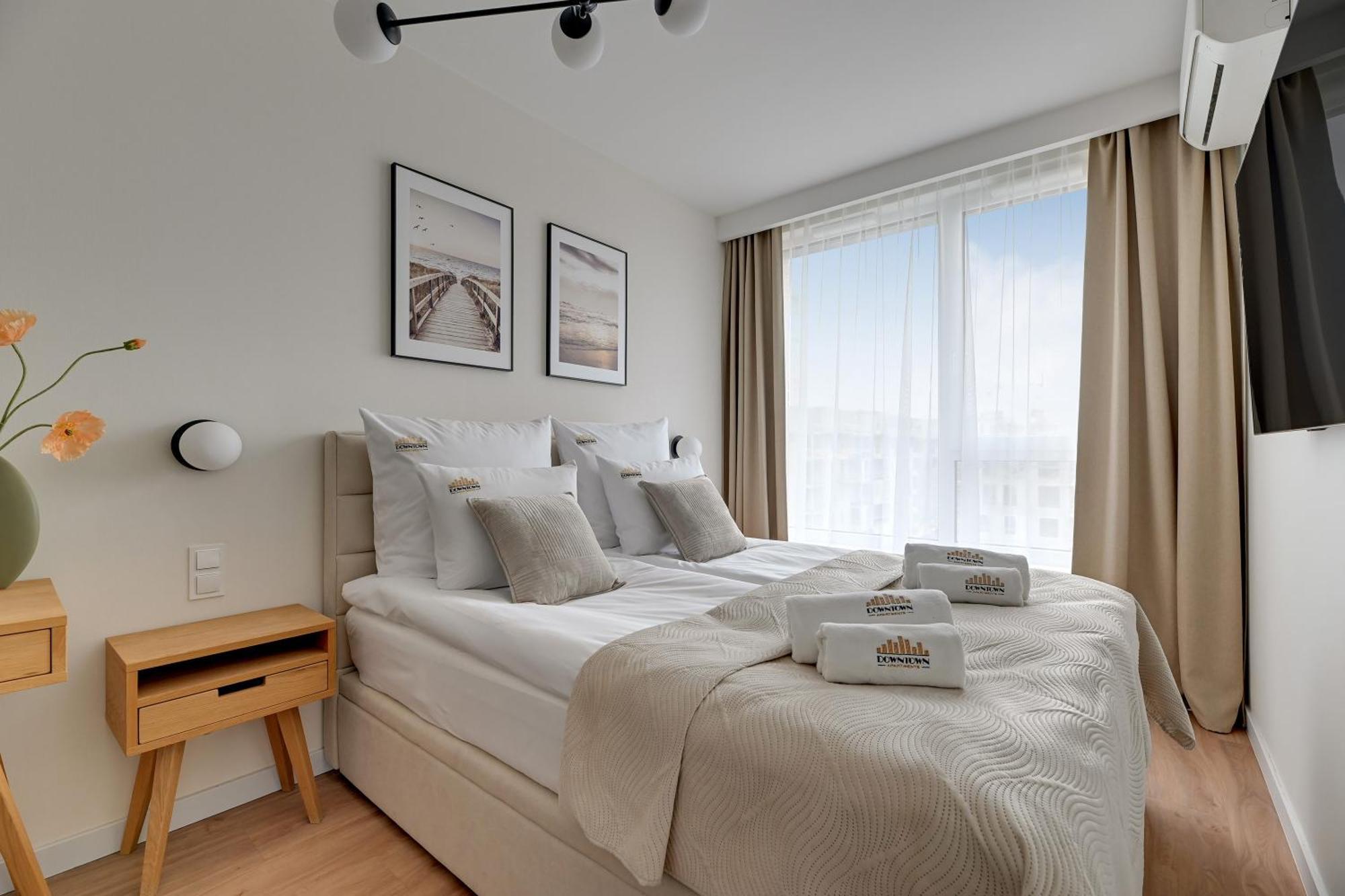Chlebova - Riverside View Terrace, Free Parking, Gym & Kidsplay By Downtown Apartments Danzica Esterno foto