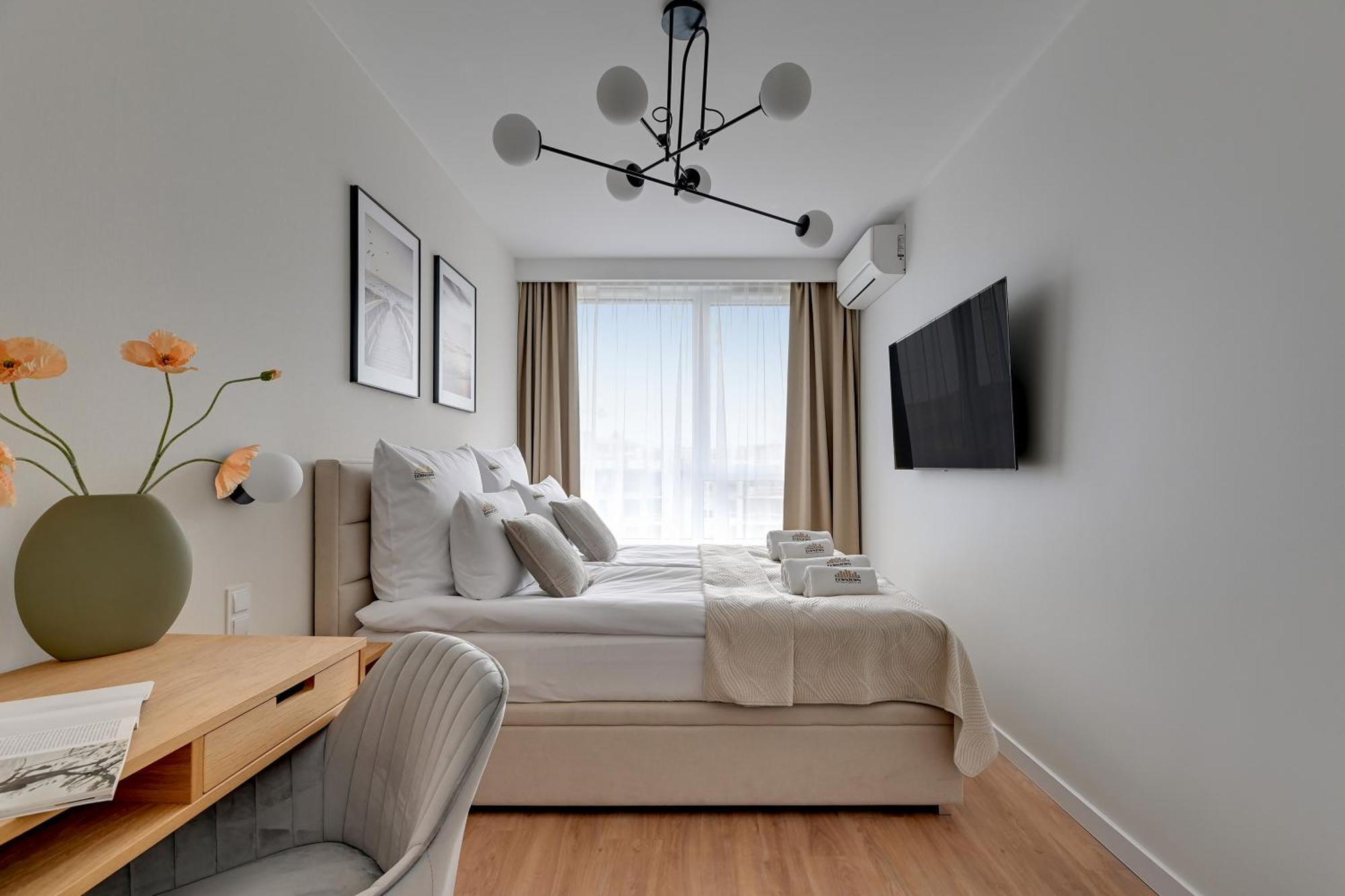 Chlebova - Riverside View Terrace, Free Parking, Gym & Kidsplay By Downtown Apartments Danzica Esterno foto
